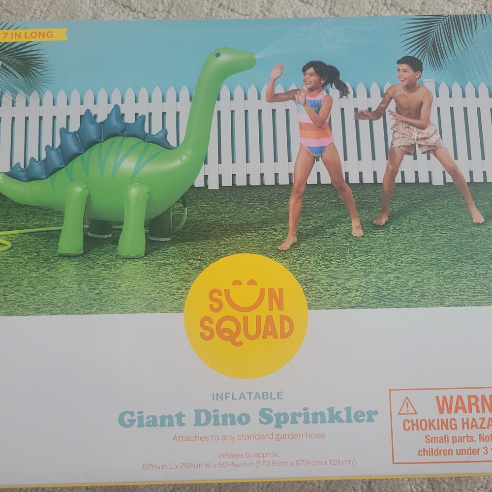 Green Giant Dino Sprinkler